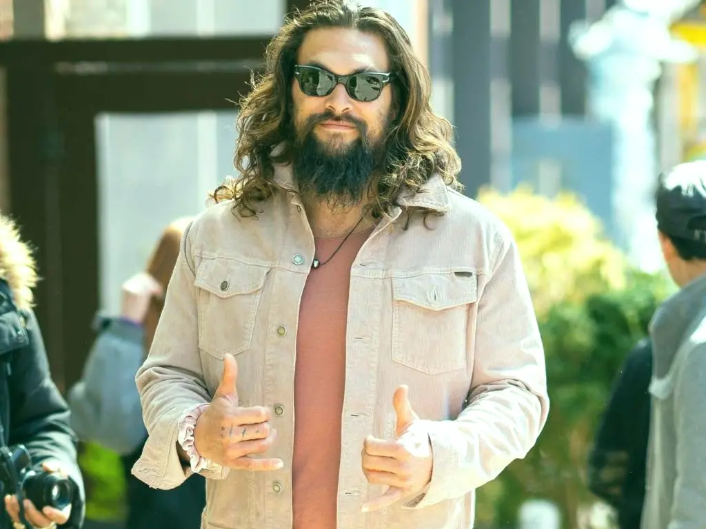 jason momoa baywatch hawaii